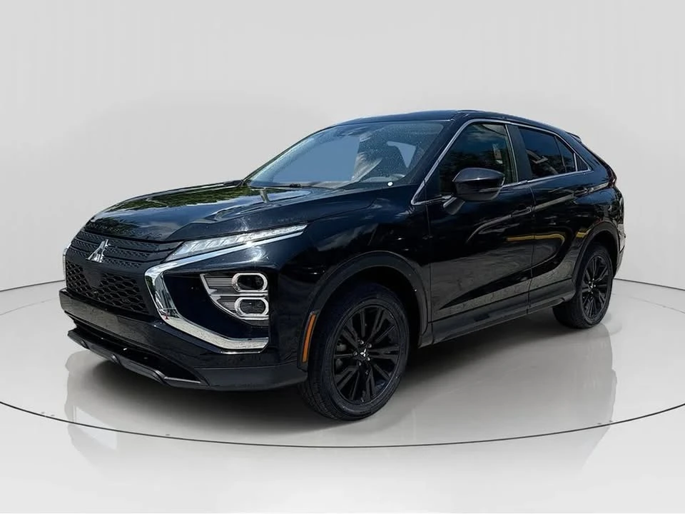 2024 Mitsubishi Eclipse Cross - Image 2 of 20