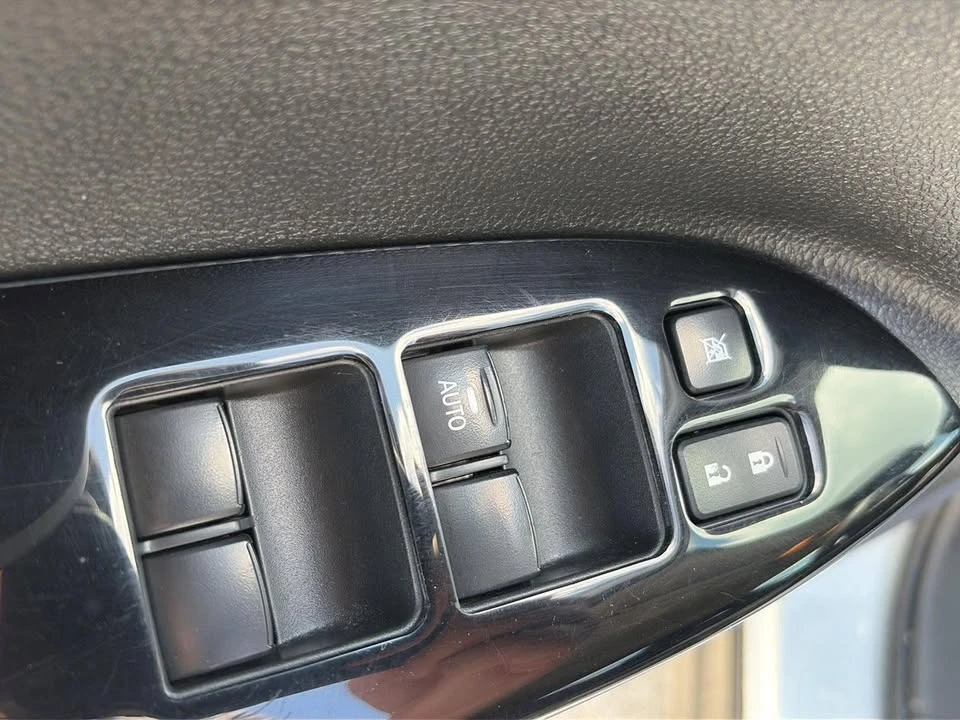 2024 Mitsubishi Eclipse Cross - Image 12 of 19