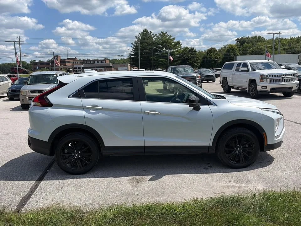 2024 Mitsubishi Eclipse Cross - Image 5 of 19