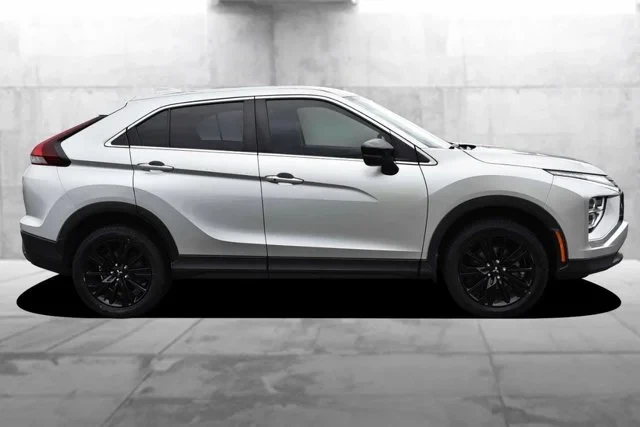 2024 Mitsubishi Eclipse Cross - Image 3 of 5