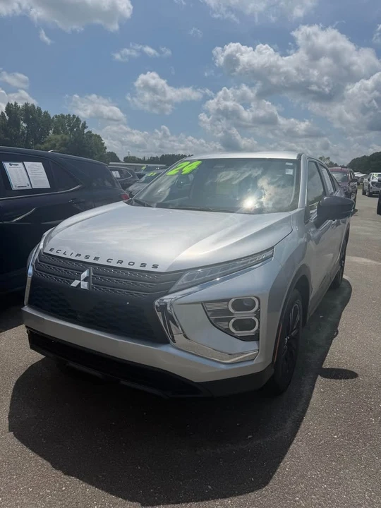 2024 Mitsubishi Eclipse Cross - Image 3 of 13
