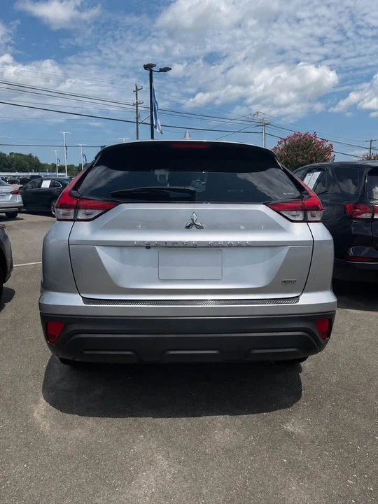 2024 Mitsubishi Eclipse Cross - Image 5 of 13
