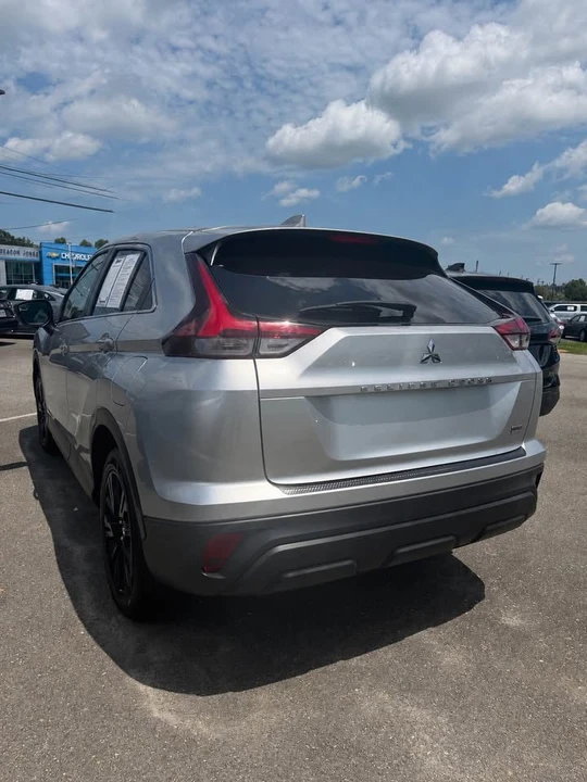 2024 Mitsubishi Eclipse Cross - Image 4 of 13