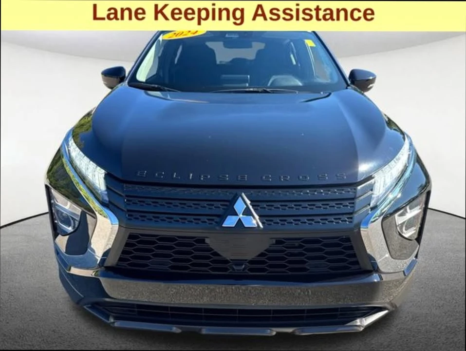 2024 Mitsubishi Eclipse Cross - Image 2 of 15