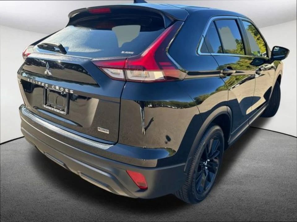 2024 Mitsubishi Eclipse Cross - Image 10 of 15