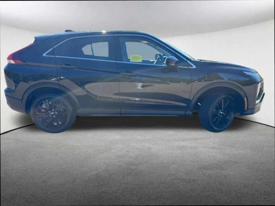 2024 Mitsubishi Eclipse Cross - Image 11 of 15