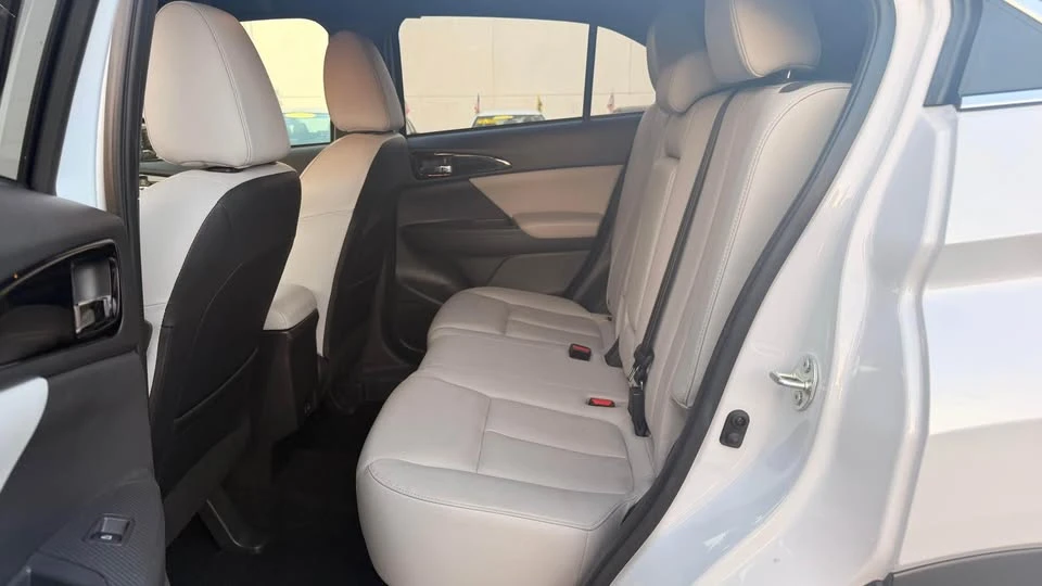 2024 Mitsubishi Eclipse Cross - Image 11 of 17