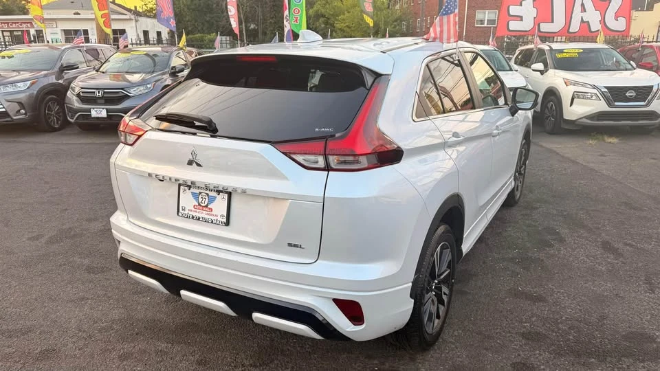 2024 Mitsubishi Eclipse Cross - Image 7 of 17