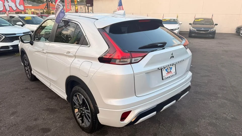 2024 Mitsubishi Eclipse Cross - Image 5 of 17