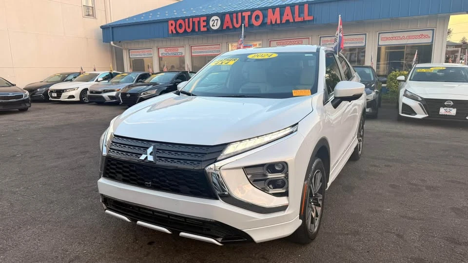 2024 Mitsubishi Eclipse Cross - Image 4 of 17