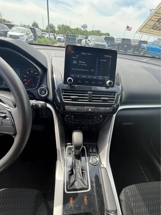 2024 Mitsubishi Eclipse Cross - Image 10 of 10