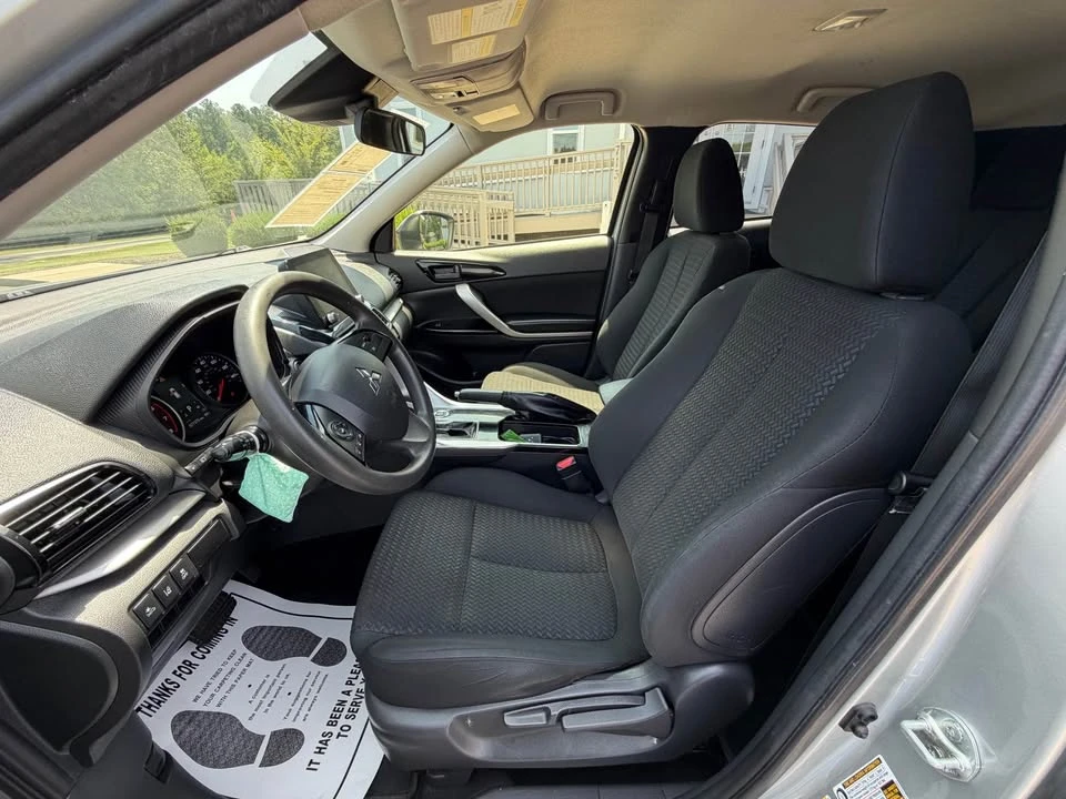 2024 Mitsubishi Eclipse Cross - Image 6 of 10