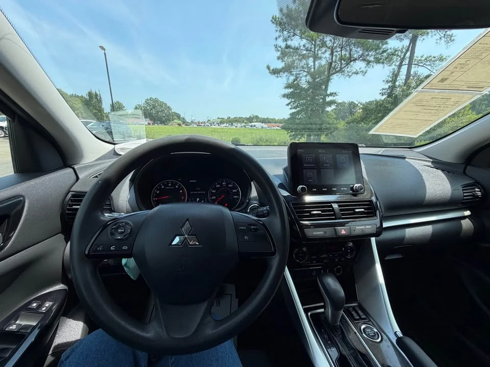 2024 Mitsubishi Eclipse Cross - Image 7 of 10
