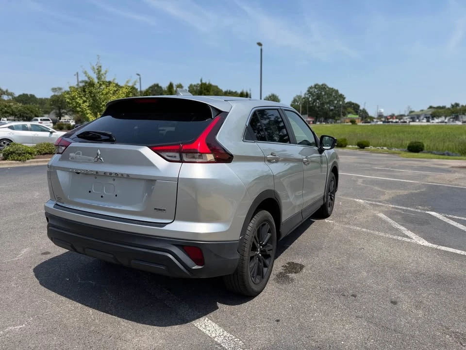 2024 Mitsubishi Eclipse Cross - Image 5 of 10