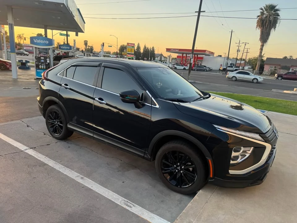 2024 Mitsubishi Eclipse Cross - Image 3 of 4