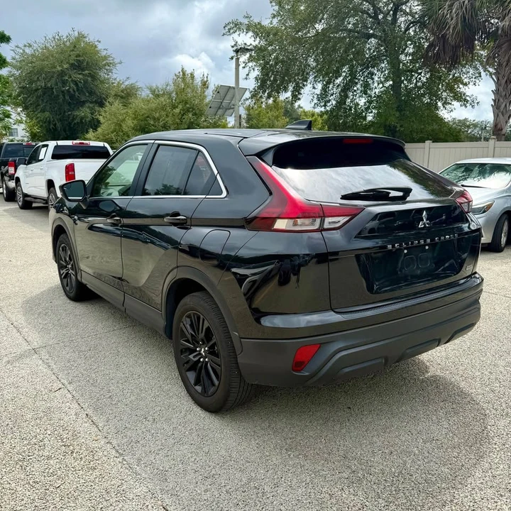 2024 Mitsubishi Eclipse Cross - Image 4 of 11