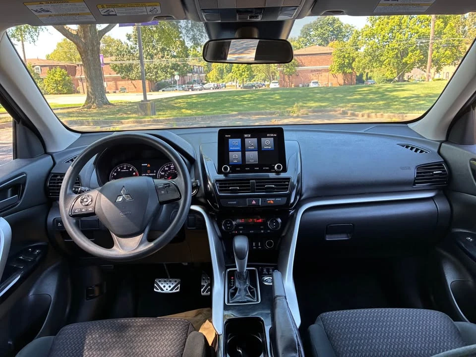 2024 Mitsubishi Eclipse Cross - Image 9 of 16