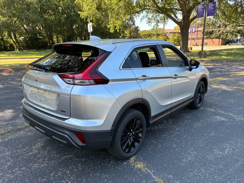 2024 Mitsubishi Eclipse Cross - Image 4 of 16