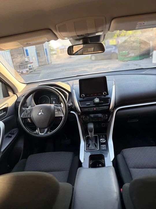 2024 Mitsubishi Eclipse Cross - Image 3 of 19