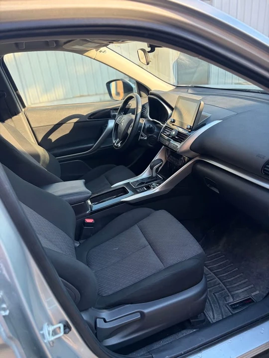 2024 Mitsubishi Eclipse Cross - Image 10 of 19