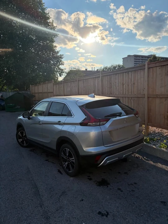2024 Mitsubishi Eclipse Cross - Image 2 of 19