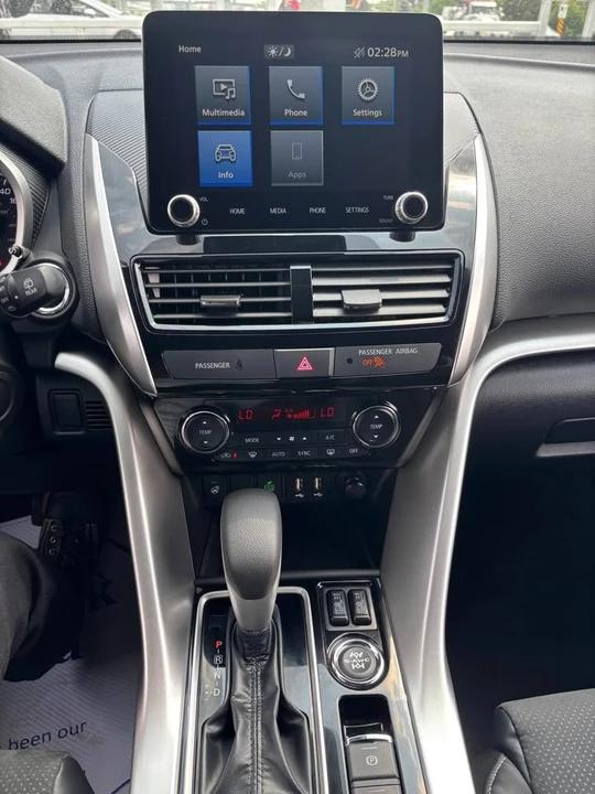 2024 Mitsubishi Eclipse Cross - Image 8 of 10