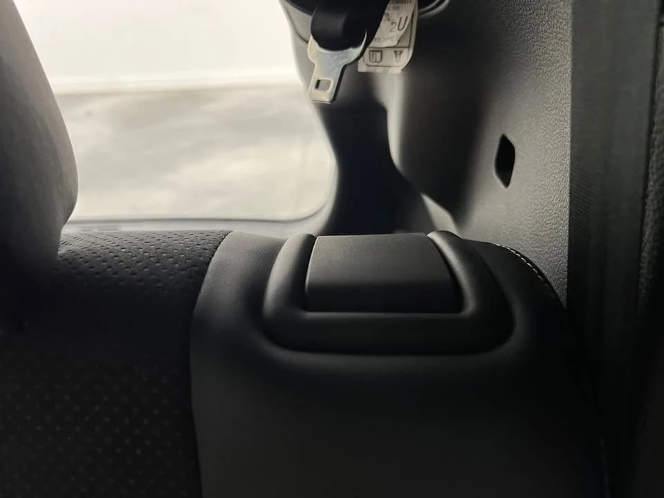 2024 Mitsubishi Eclipse Cross - Image 19 of 20