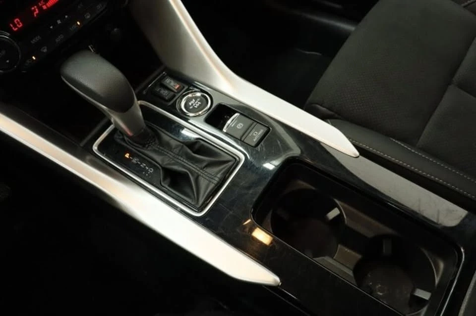 2024 Mitsubishi Eclipse Cross - Image 18 of 20