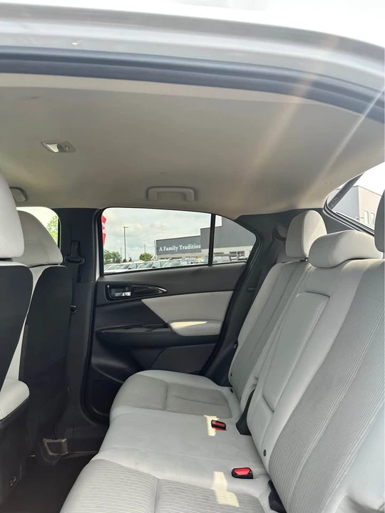 2024 Mitsubishi Eclipse Cross - Image 6 of 10