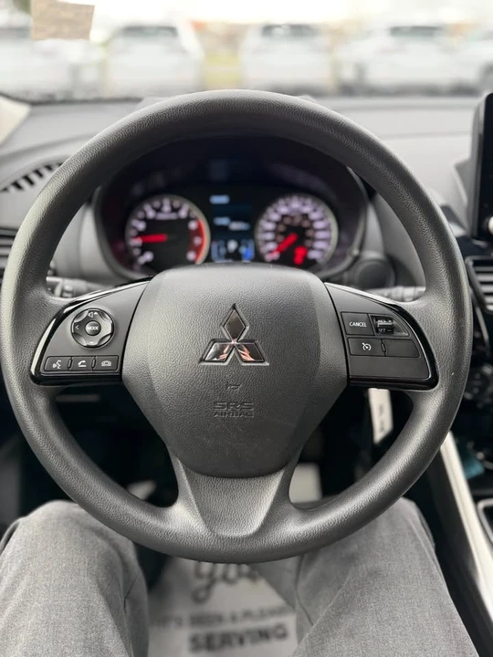 2024 Mitsubishi Eclipse Cross - Image 17 of 18