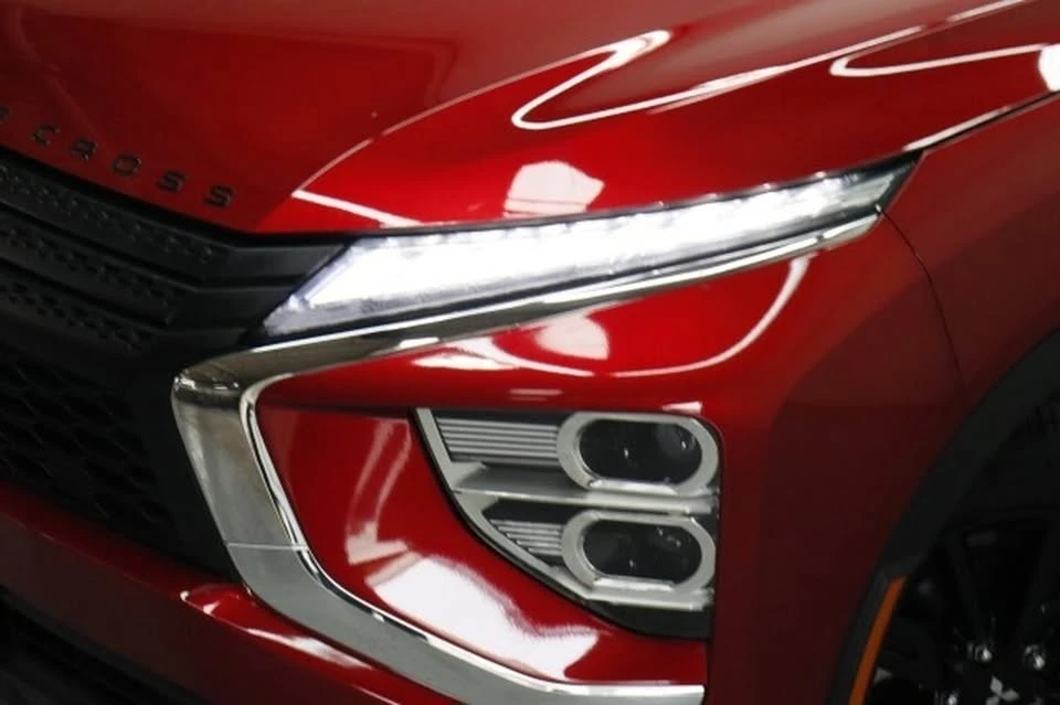 2024 Mitsubishi Eclipse Cross - Image 2 of 20