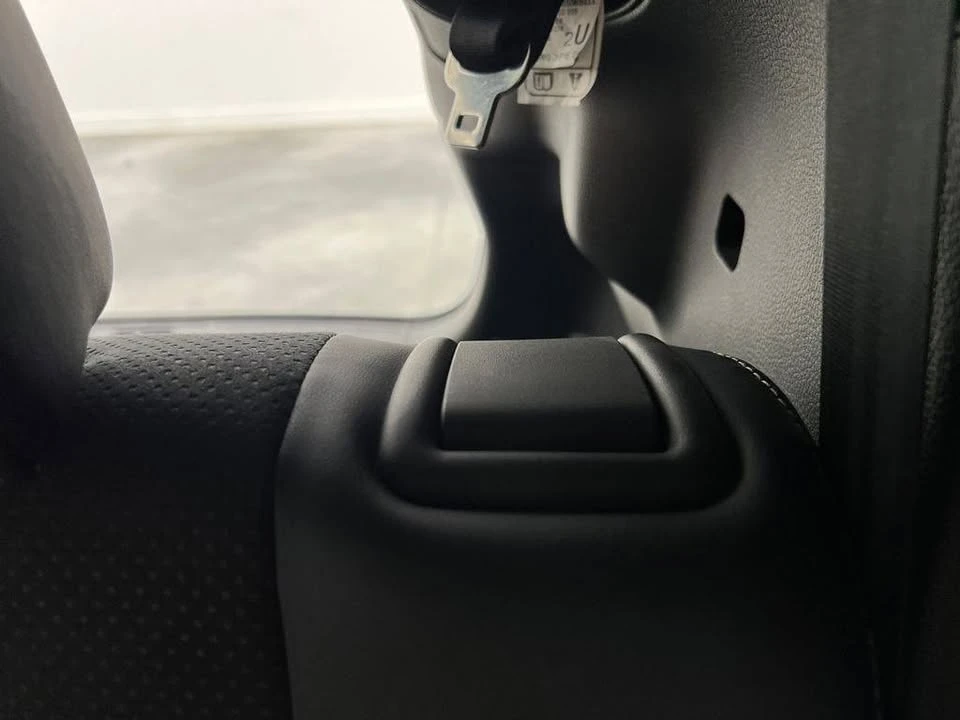 2024 Mitsubishi Eclipse Cross - Image 15 of 20