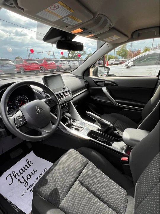 2024 Mitsubishi Eclipse Cross - Image 10 of 15