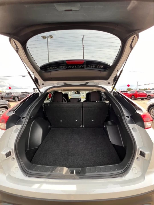 2024 Mitsubishi Eclipse Cross - Image 13 of 15