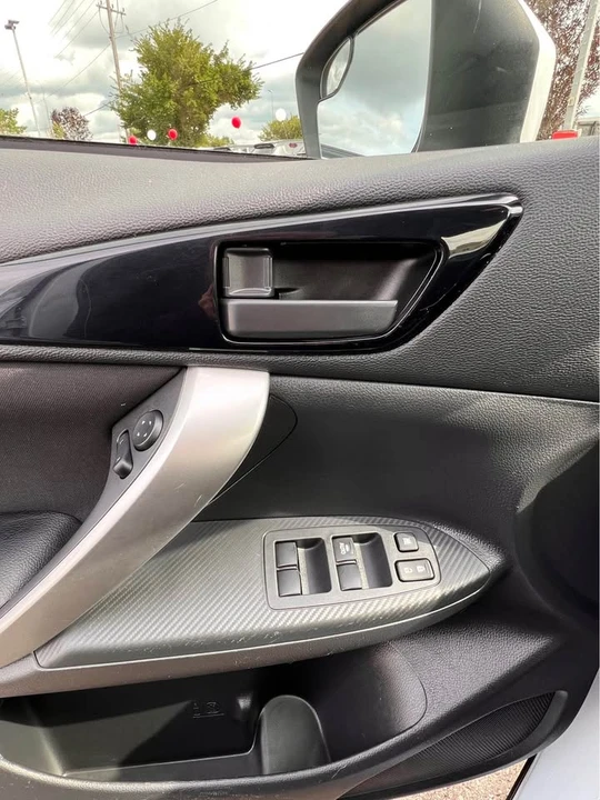2024 Mitsubishi Eclipse Cross - Image 5 of 15