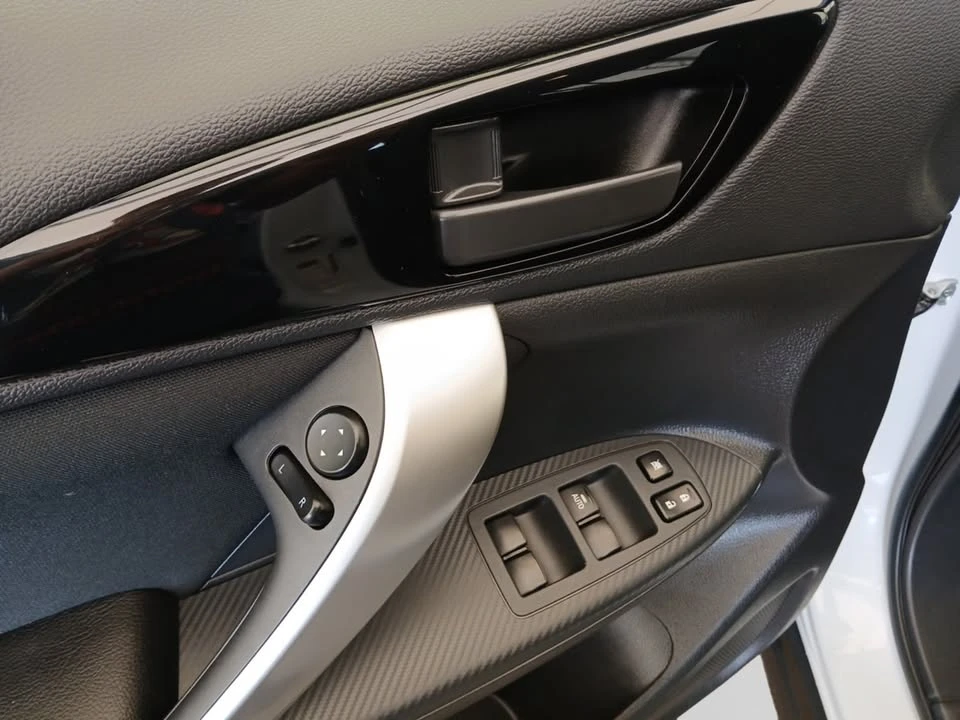 2024 Mitsubishi Eclipse Cross - Image 9 of 20
