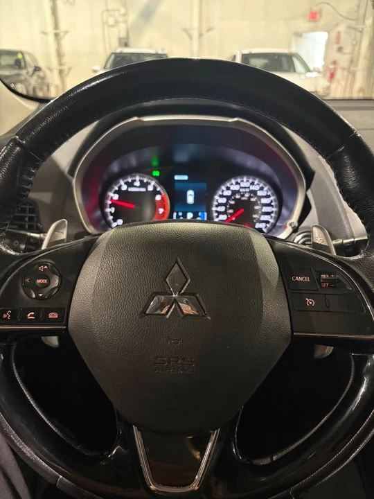 2024 Mitsubishi Eclipse Cross - Image 5 of 13
