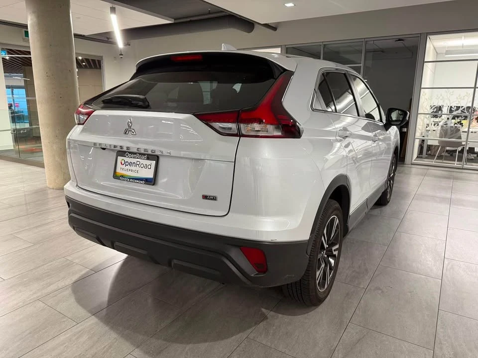 2024 Mitsubishi Eclipse Cross - Image 3 of 5