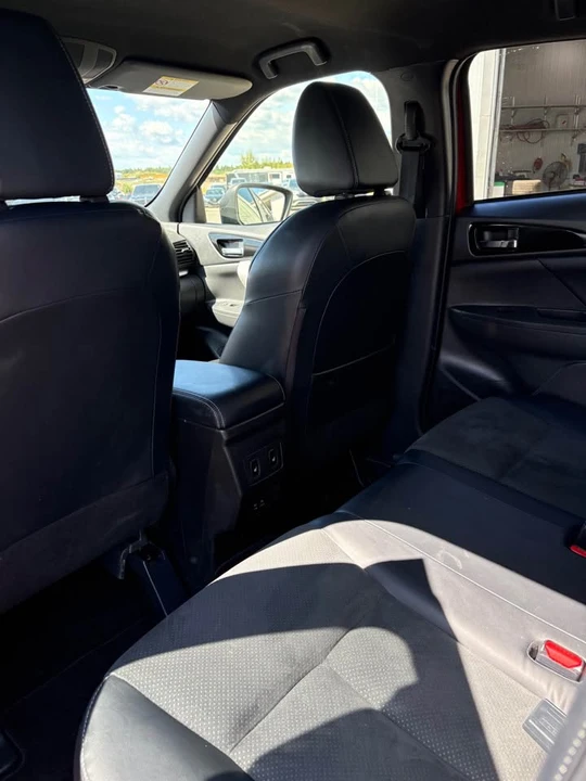 2024 Mitsubishi Eclipse Cross - Image 10 of 15