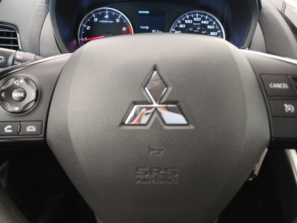 2024 Mitsubishi Eclipse Cross - Image 12 of 20