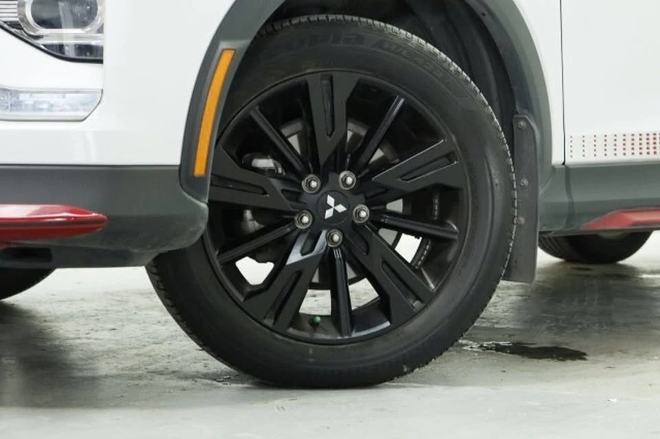 2024 Mitsubishi Eclipse Cross - Image 3 of 20