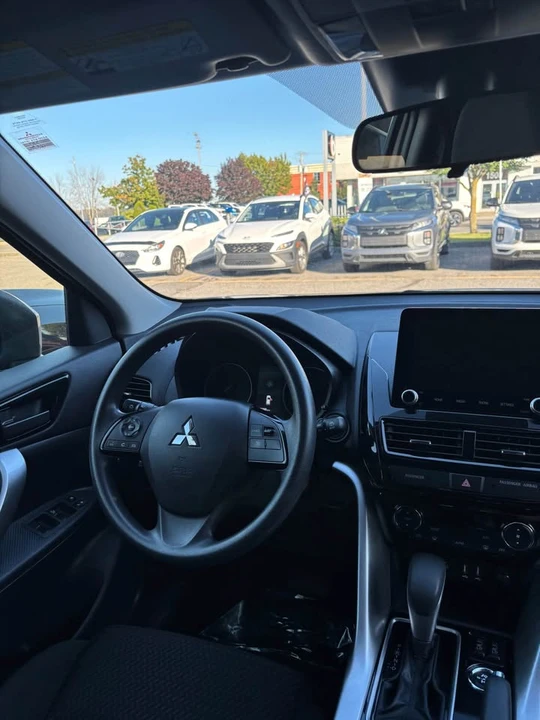 2024 Mitsubishi Eclipse Cross - Image 7 of 10