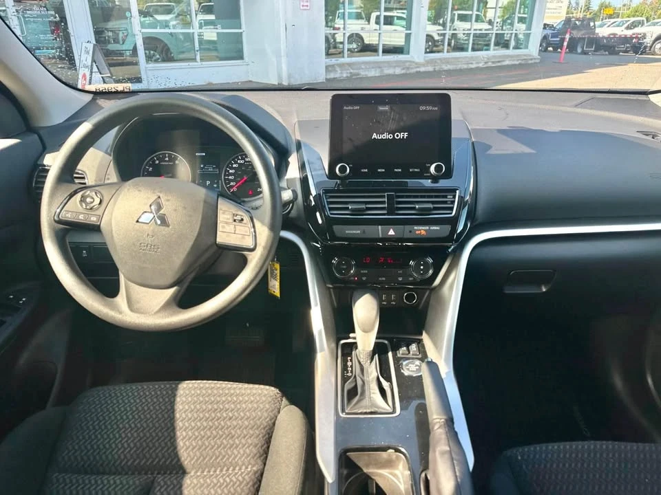2024 Mitsubishi Eclipse Cross - Image 3 of 8