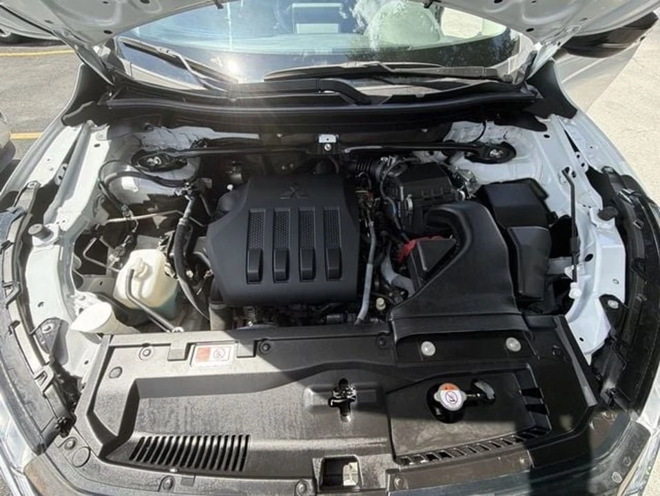 2024 Mitsubishi Eclipse Cross - Image 11 of 20