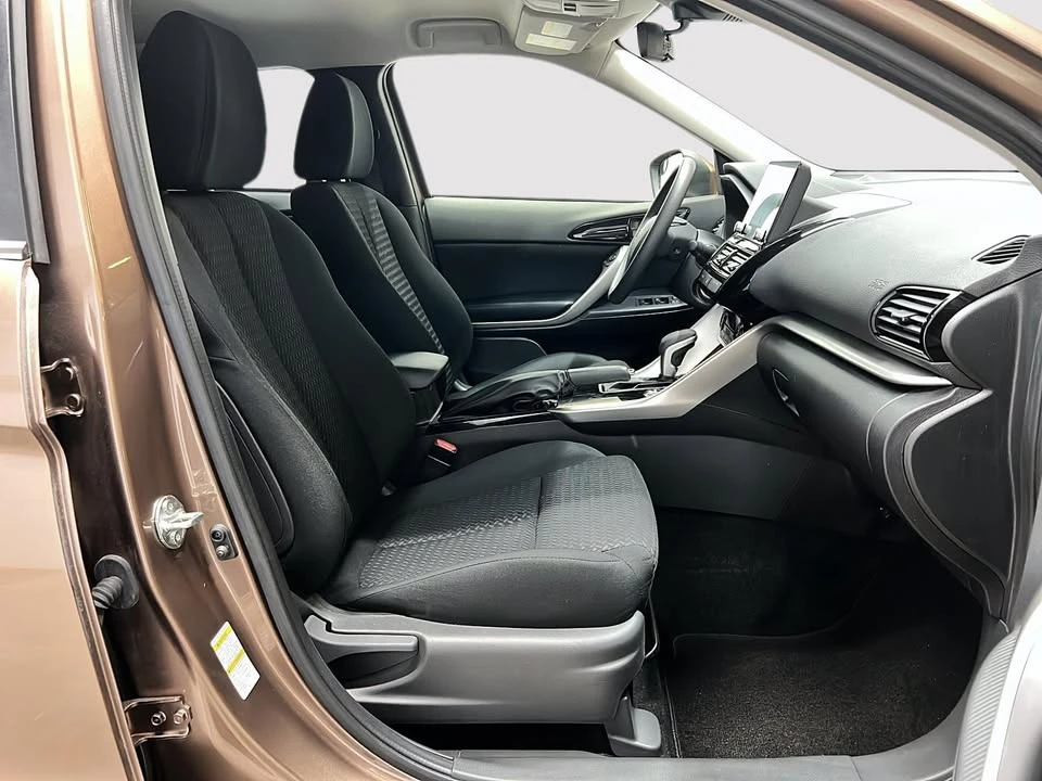 2024 Mitsubishi Eclipse Cross - Image 8 of 10