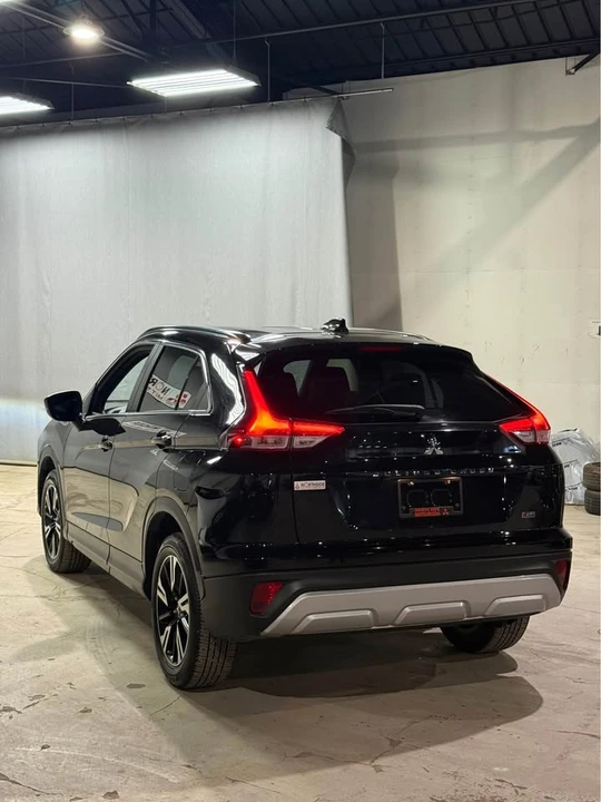2024 Mitsubishi Eclipse Cross - Image 4 of 13