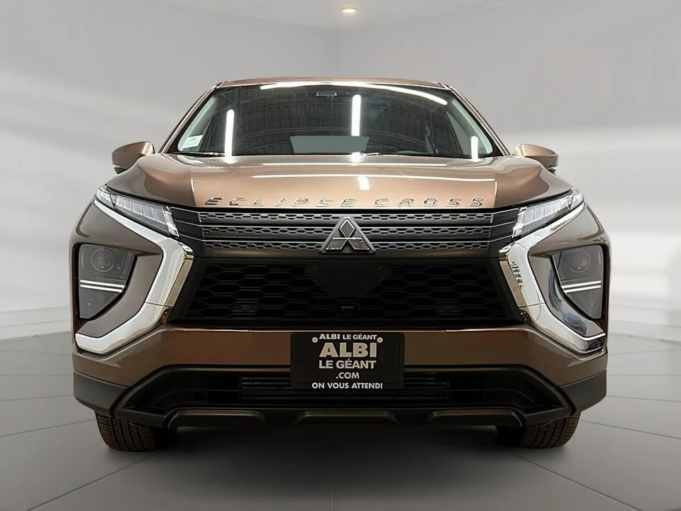 2024 Mitsubishi Eclipse Cross - Image 2 of 10