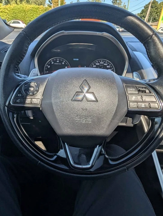 2024 Mitsubishi Eclipse Cross - Image 8 of 17