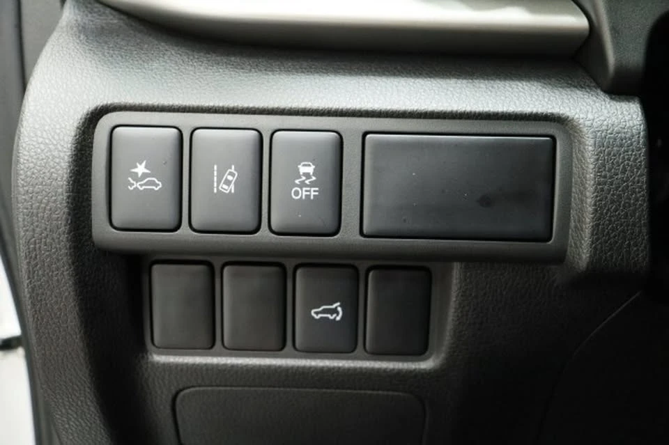2024 Mitsubishi Eclipse Cross - Image 9 of 20