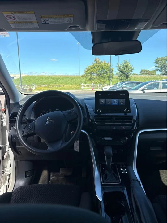 2024 Mitsubishi Eclipse Cross - Image 3 of 8